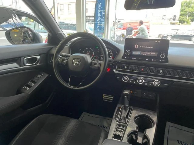 2024 Honda Civic 11th Gen - Image 23 of 31
