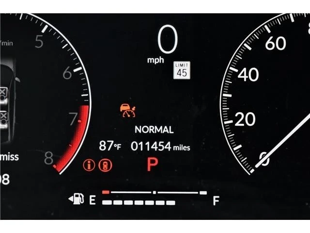 2024 Honda Civic 11th Gen - Image 9 of 17