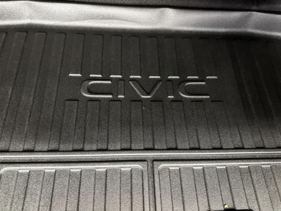 2024 Honda Civic 11th Gen - Image 29 of 31
