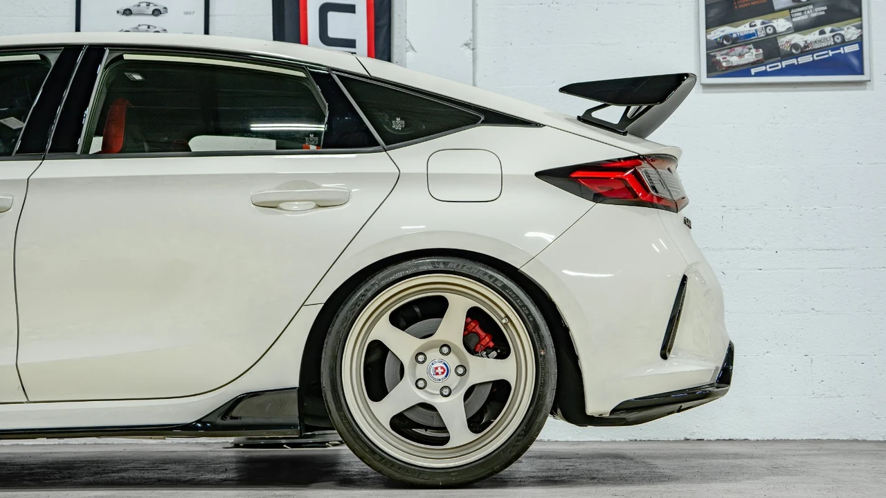 2024 Honda FL5 Civic Type R - Image 4 of 31