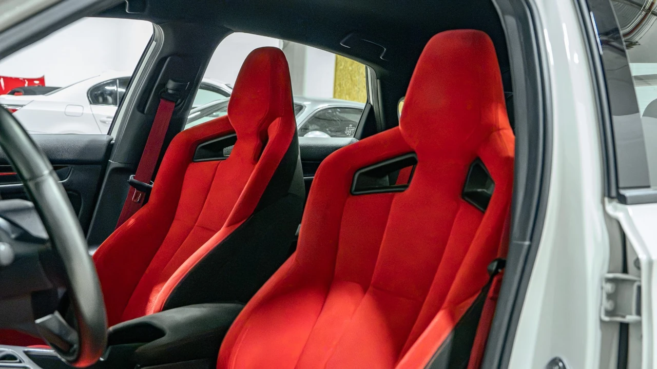 2024 Honda FL5 Civic Type R - Image 29 of 31