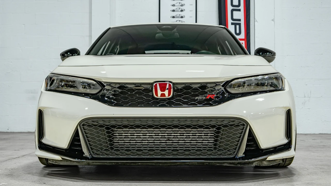 2024 Honda FL5 Civic Type R - Image 22 of 31