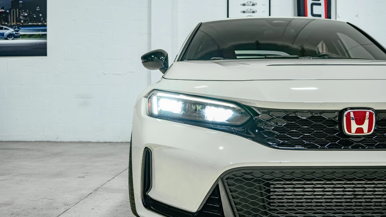 2024 Honda FL5 Civic Type R - Image 20 of 31