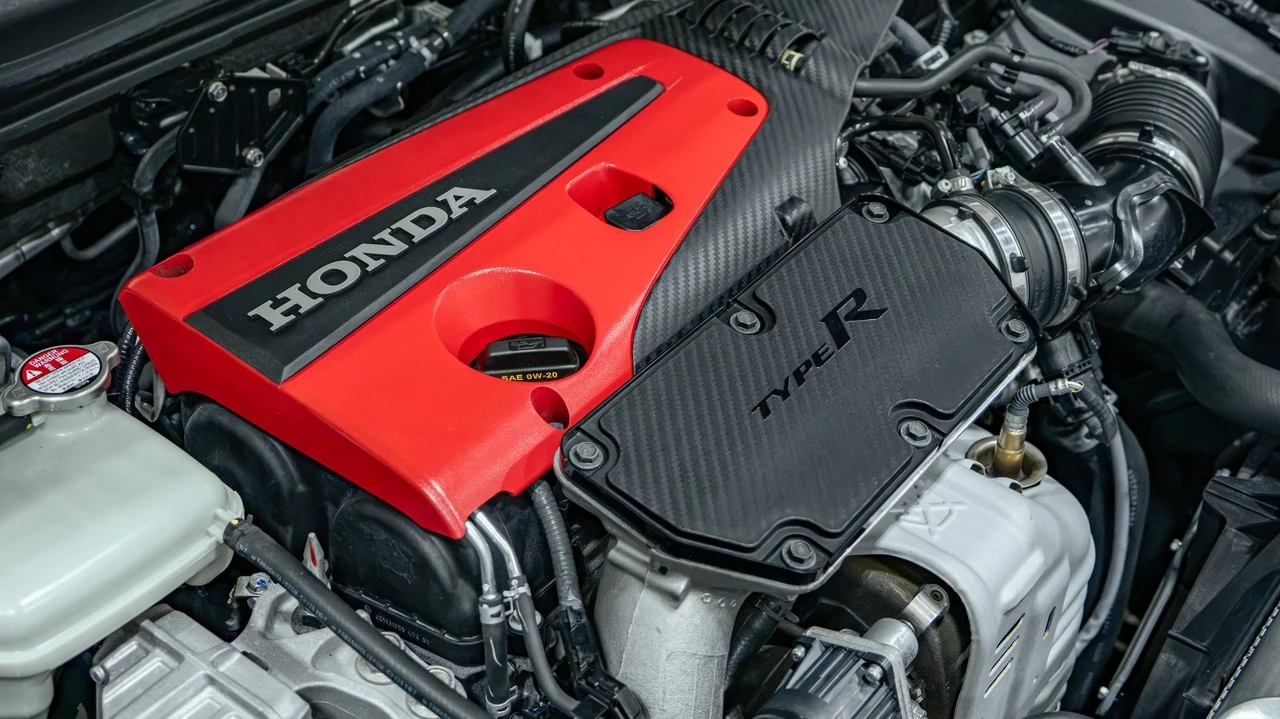 2024 Honda FL5 Civic Type R - Image 25 of 31