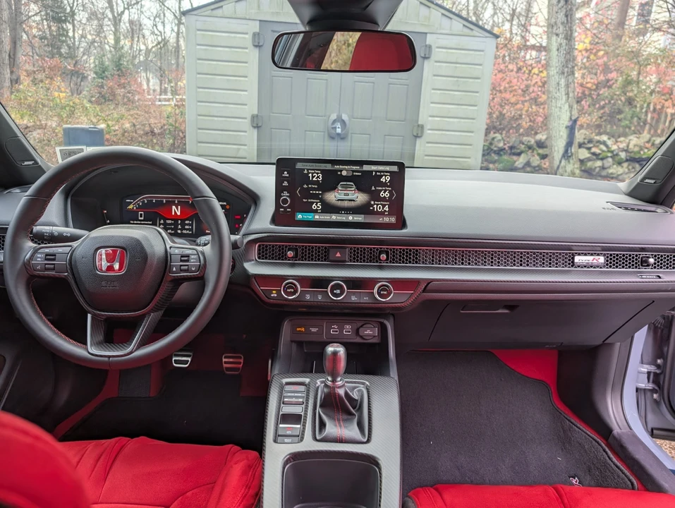2024 Honda FL5 Civic Type R - Image 13 of 15