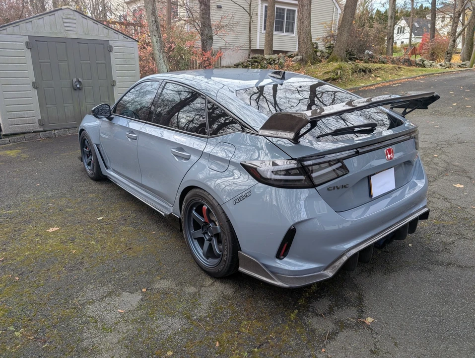 2024 Honda FL5 Civic Type R - Image 7 of 15