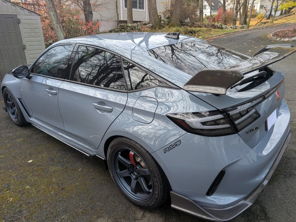 2024 Honda FL5 Civic Type R - Image 8 of 15
