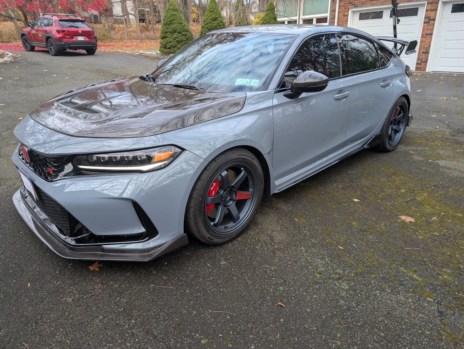 2024 Honda FL5 Civic Type R - Image 10 of 15