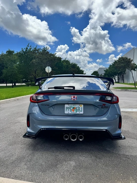 2024 Honda FL5 Civic Type R - Image 7 of 31
