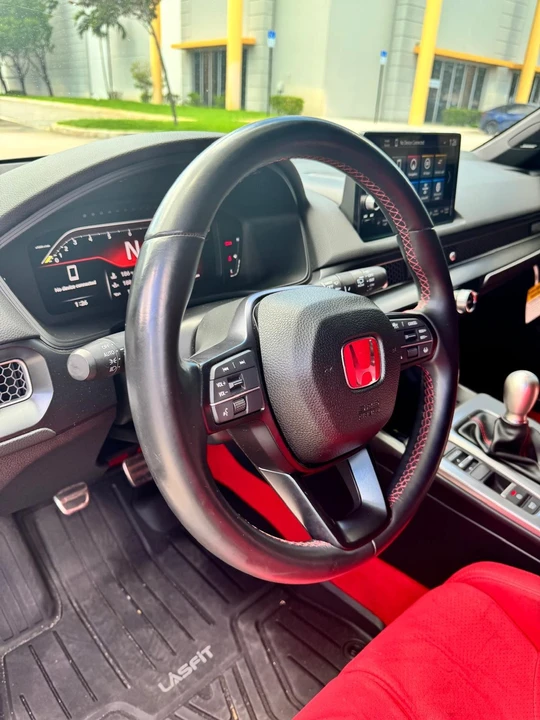 2024 Honda FL5 Civic Type R - Image 12 of 31