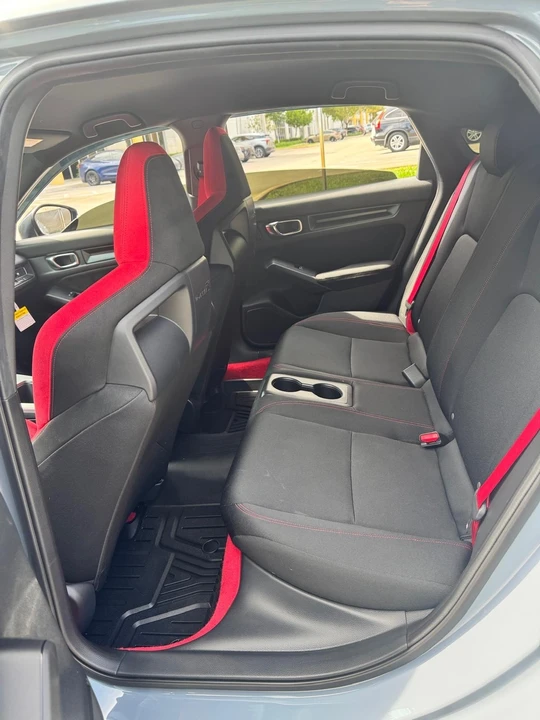2024 Honda FL5 Civic Type R - Image 16 of 31