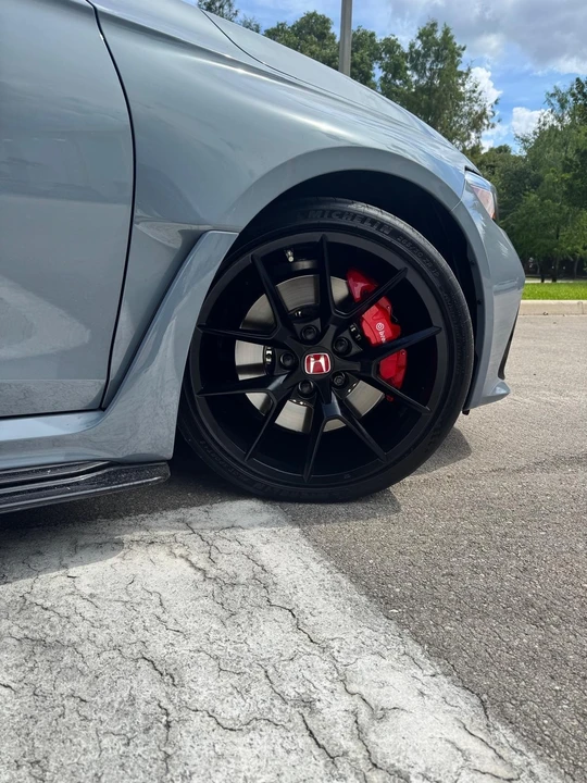 2024 Honda FL5 Civic Type R - Image 9 of 31
