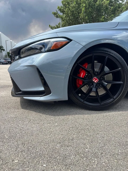 2024 Honda FL5 Civic Type R - Image 10 of 31