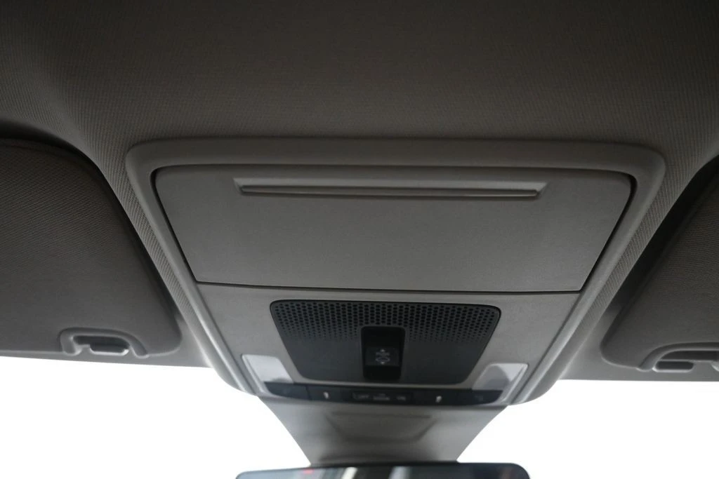 2024 Honda Civic 11th Gen - Image 17 of 31