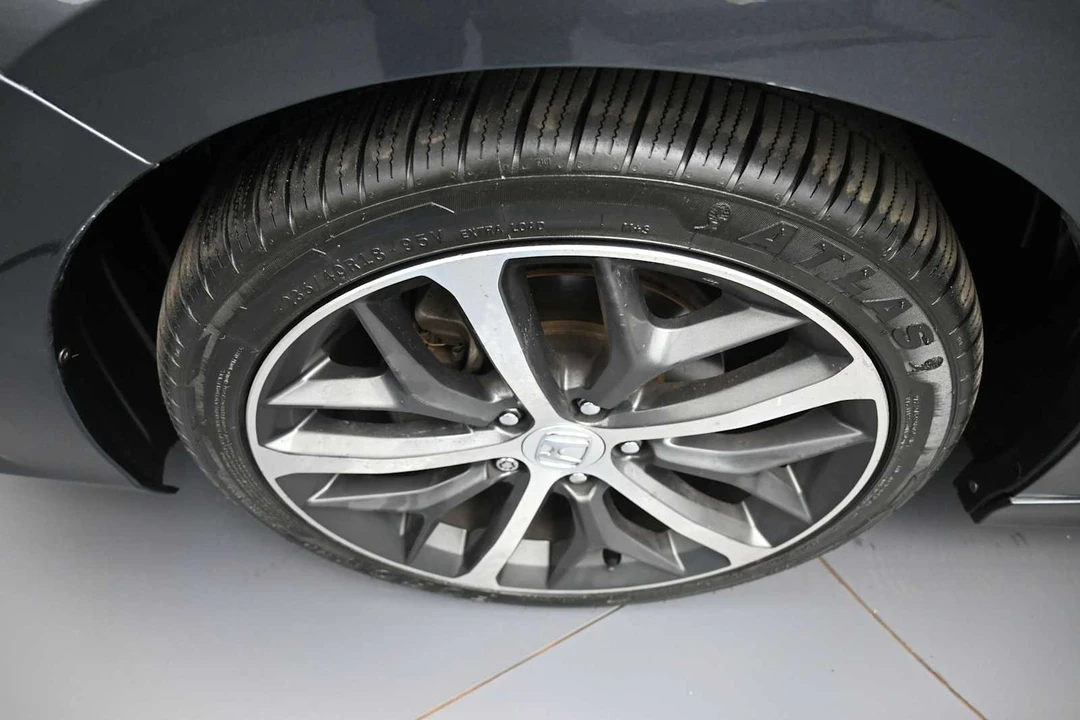 2024 Honda Civic 11th Gen - Image 14 of 31