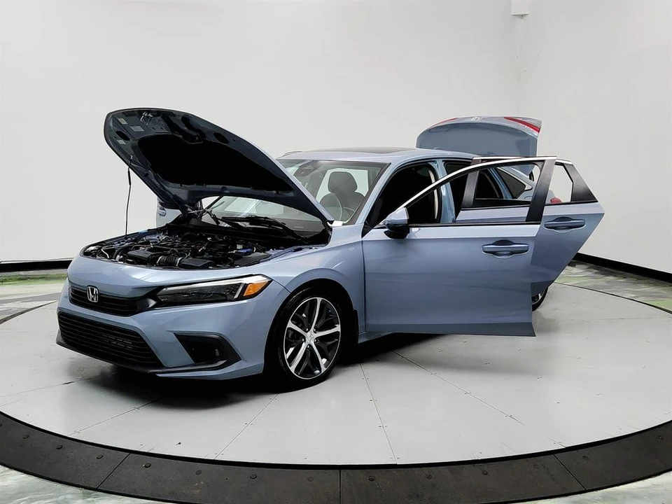 2024 Honda Civic 11th Gen - Image 9 of 21