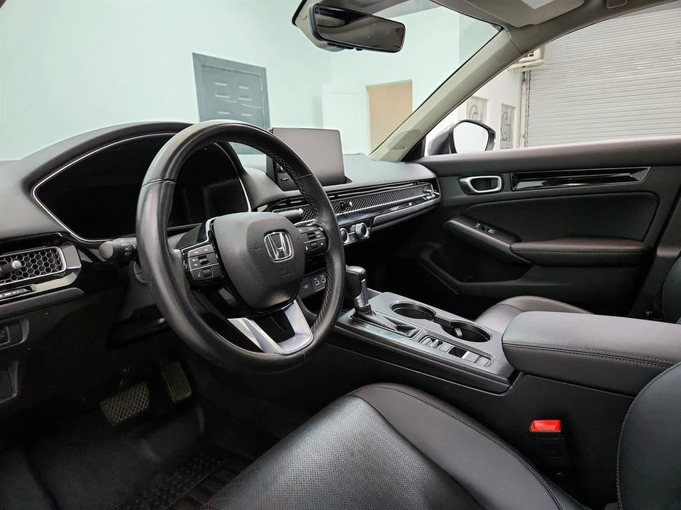 2024 Honda Civic 11th Gen - Image 13 of 21