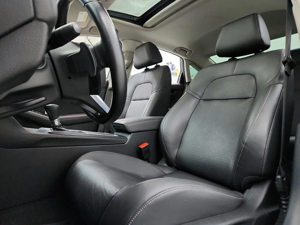 2024 Honda Civic 11th Gen - Image 14 of 21