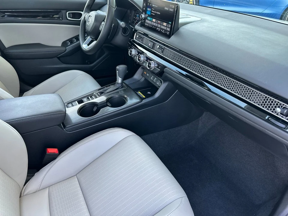 2024 Honda Civic 11th Gen - Image 15 of 21