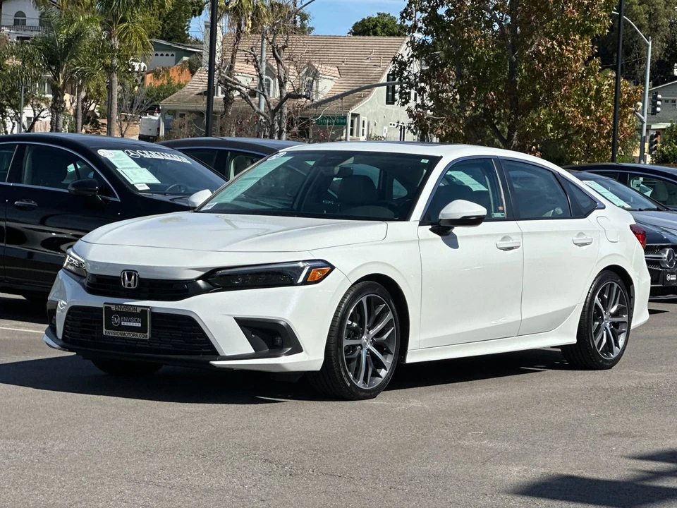 2024 Honda Civic 11th Gen - Image 7 of 21