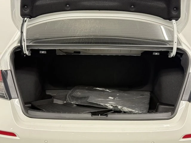 2024 Honda Civic 11th Gen - Image 11 of 12