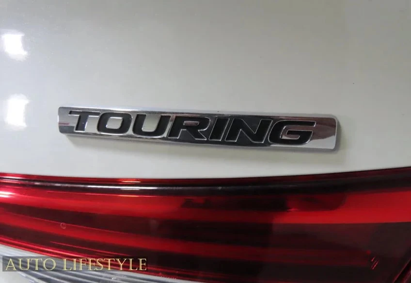 2024 Honda Civic 11th Gen - Image 15 of 31