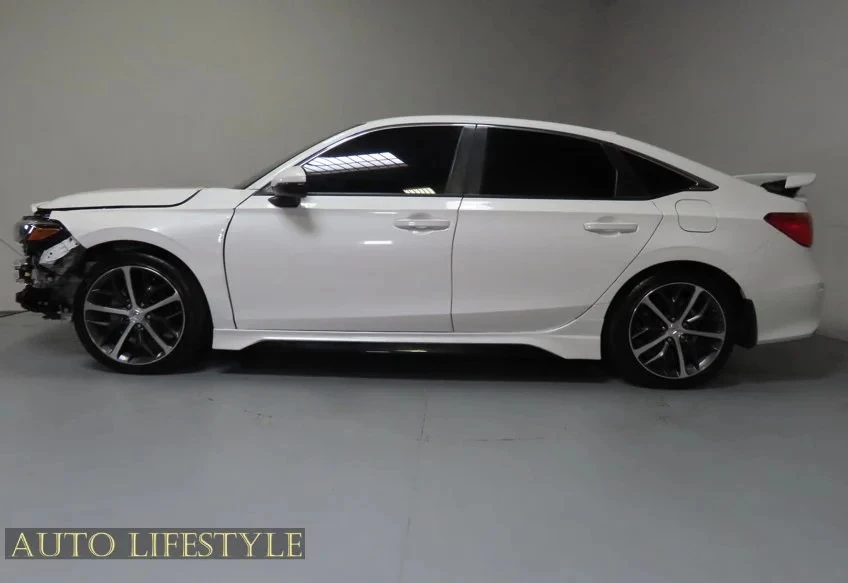 2024 Honda Civic 11th Gen - Image 9 of 31