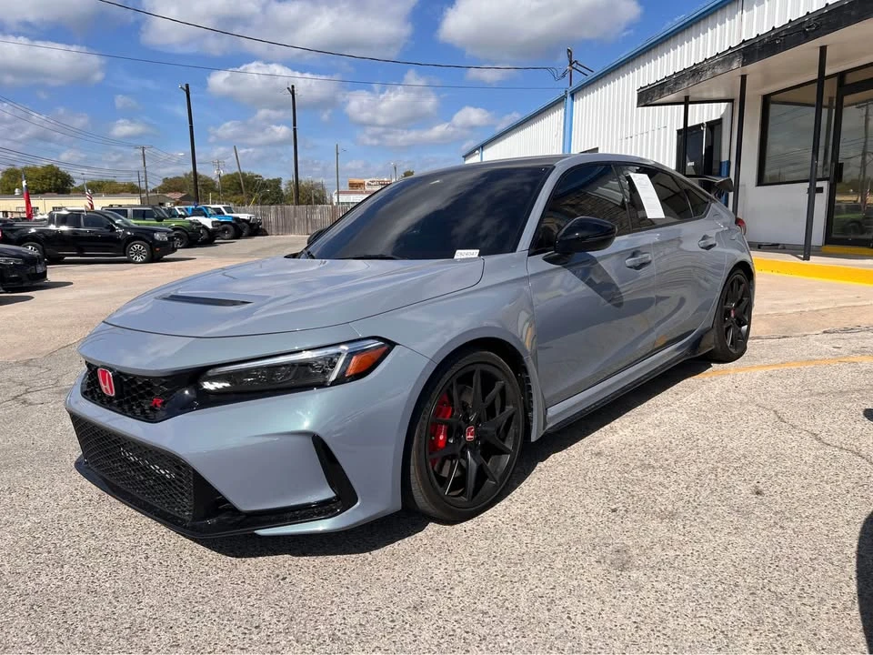 2024 Honda FL5 Civic Type R - Image 2 of 13
