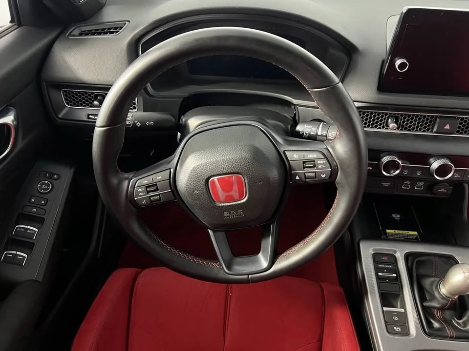 2024 Honda FL5 Civic Type R - Image 11 of 20
