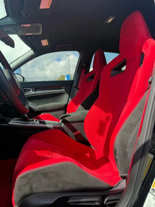 2024 Honda FL5 Civic Type R - Image 8 of 13