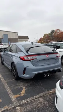 2024 Honda FL5 Civic Type R - Image 2 of 4