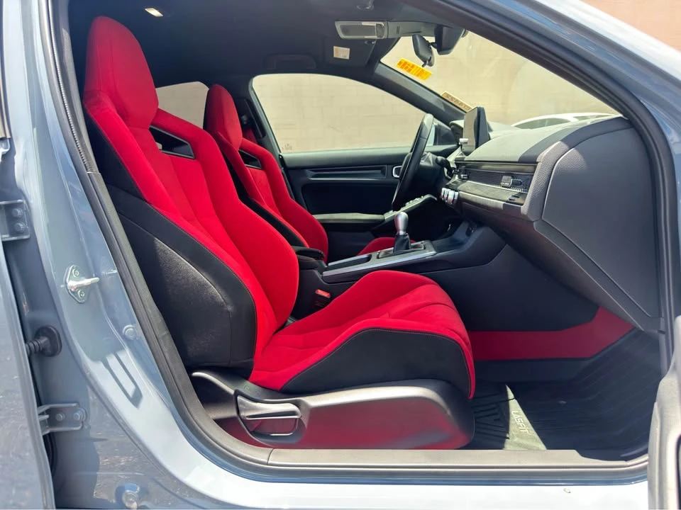 2024 Honda FL5 Civic Type R - Image 13 of 15