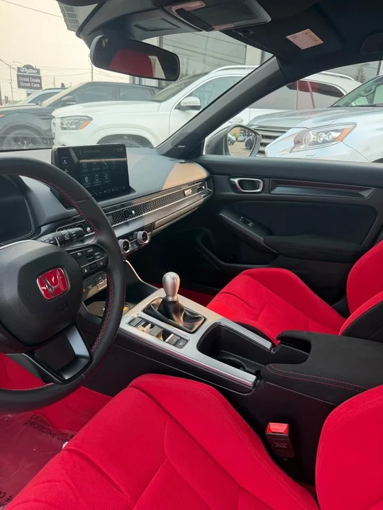 2024 Honda FL5 Civic Type R - Image 16 of 20