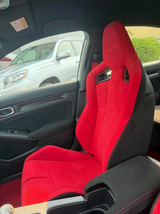 2024 Honda FL5 Civic Type R - Image 17 of 20