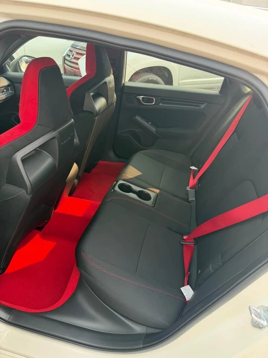 2024 Honda FL5 Civic Type R - Image 19 of 20