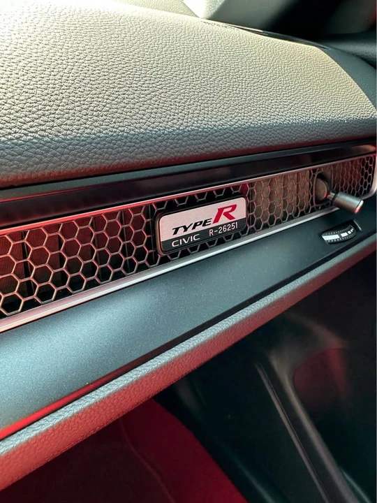 2024 Honda FL5 Civic Type R - Image 14 of 14