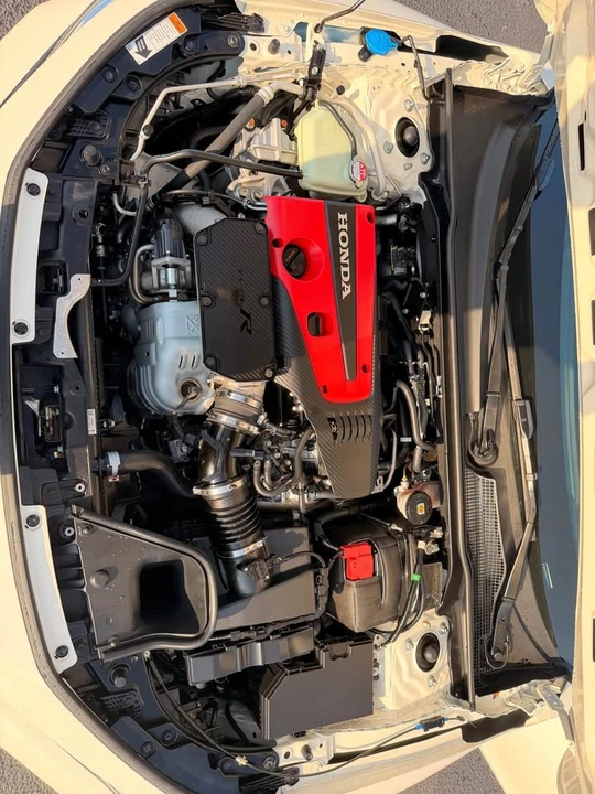 2024 Honda FL5 Civic Type R - Image 16 of 16