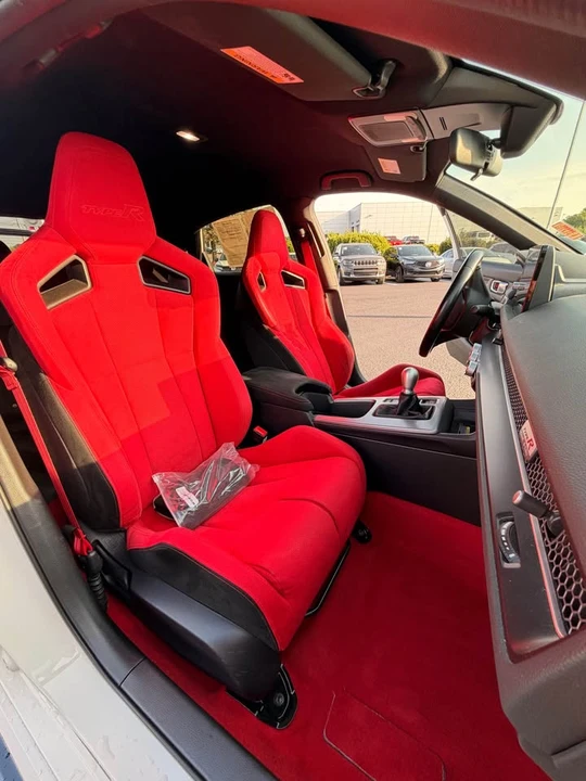 2024 Honda FL5 Civic Type R - Image 12 of 16