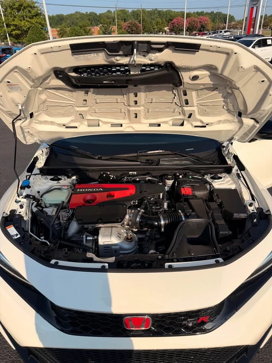 2024 Honda FL5 Civic Type R - Image 14 of 16