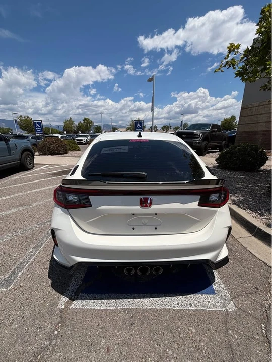 2024 Honda FL5 Civic Type R - Image 4 of 15