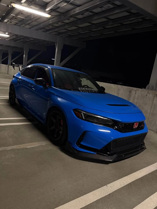 2024 Honda FL5 Civic Type R - Image 10 of 11