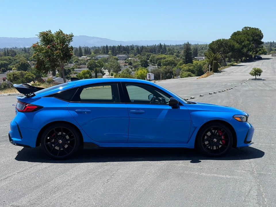 2024 Honda FL5 Civic Type R - Image 15 of 31