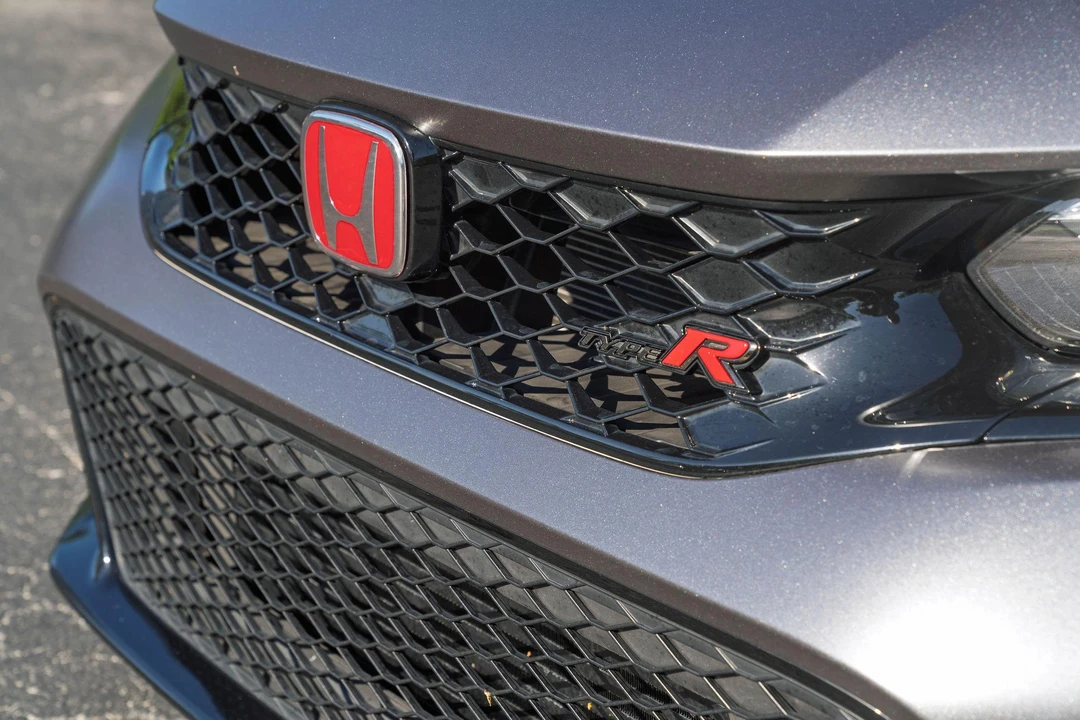 2024 Honda FL5 Civic Type R - Image 28 of 31