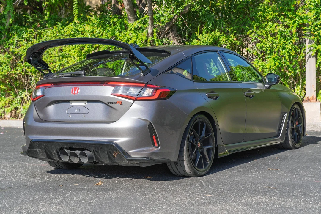 2024 Honda FL5 Civic Type R - Image 6 of 31