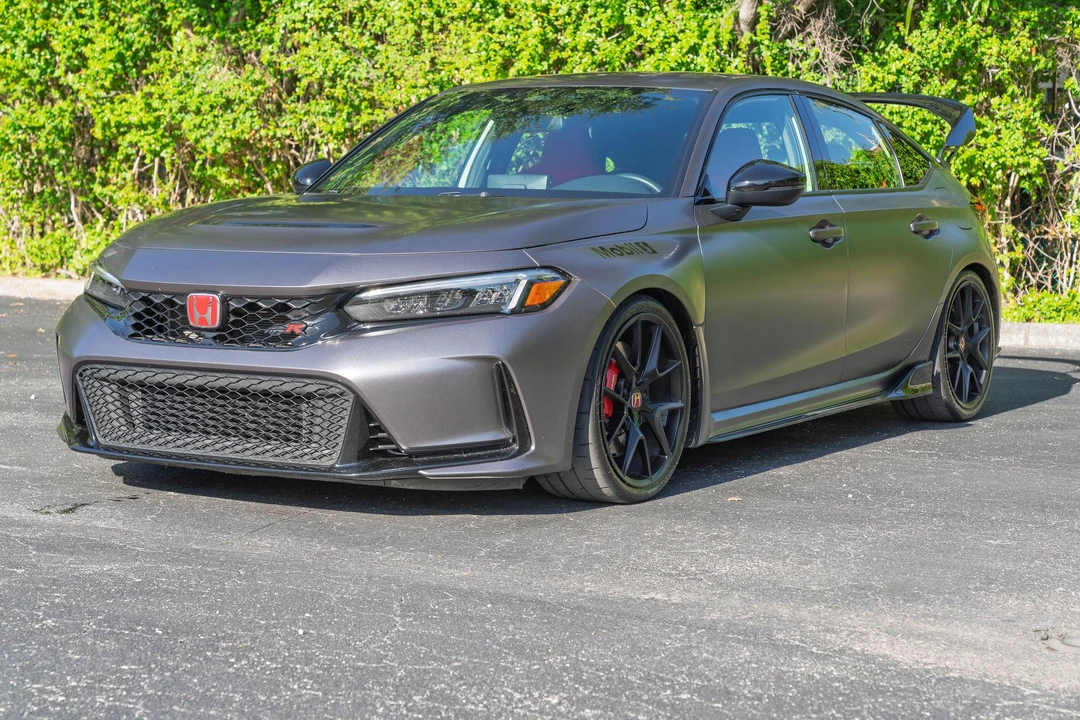 2024 Honda FL5 Civic Type R - Image 2 of 31