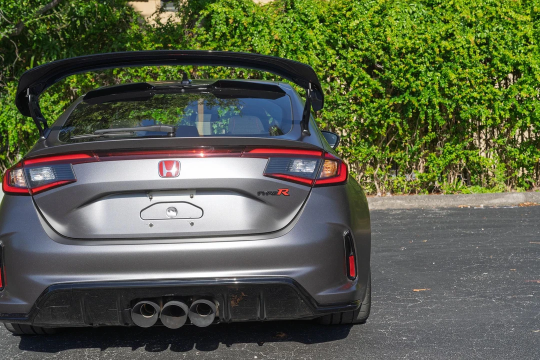 2024 Honda FL5 Civic Type R - Image 15 of 31