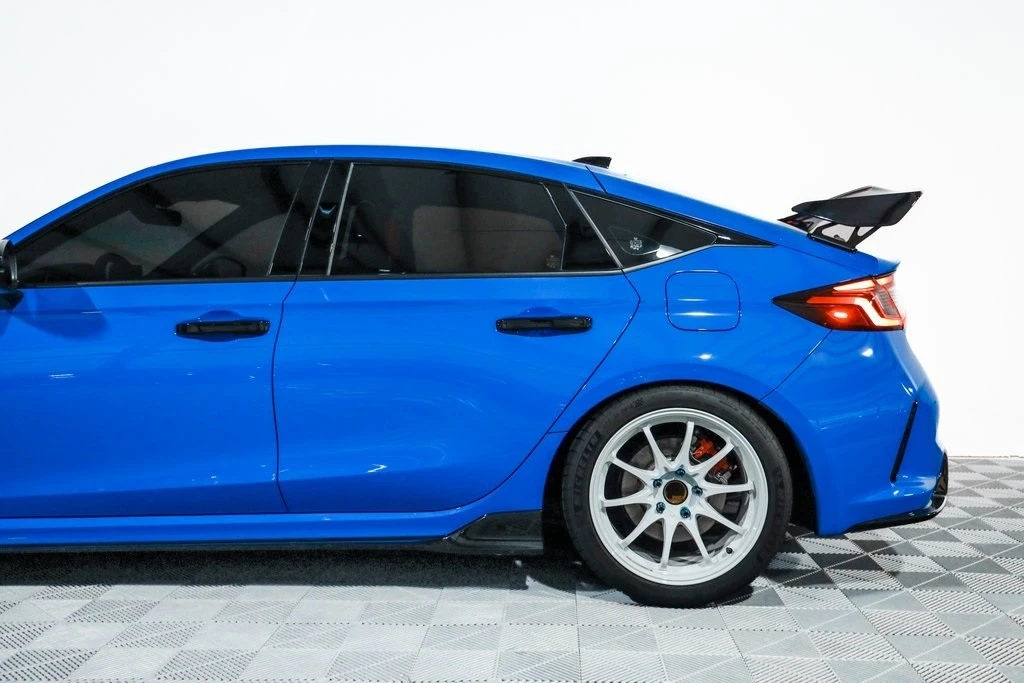 2024 Honda FL5 Civic Type R - Image 18 of 21