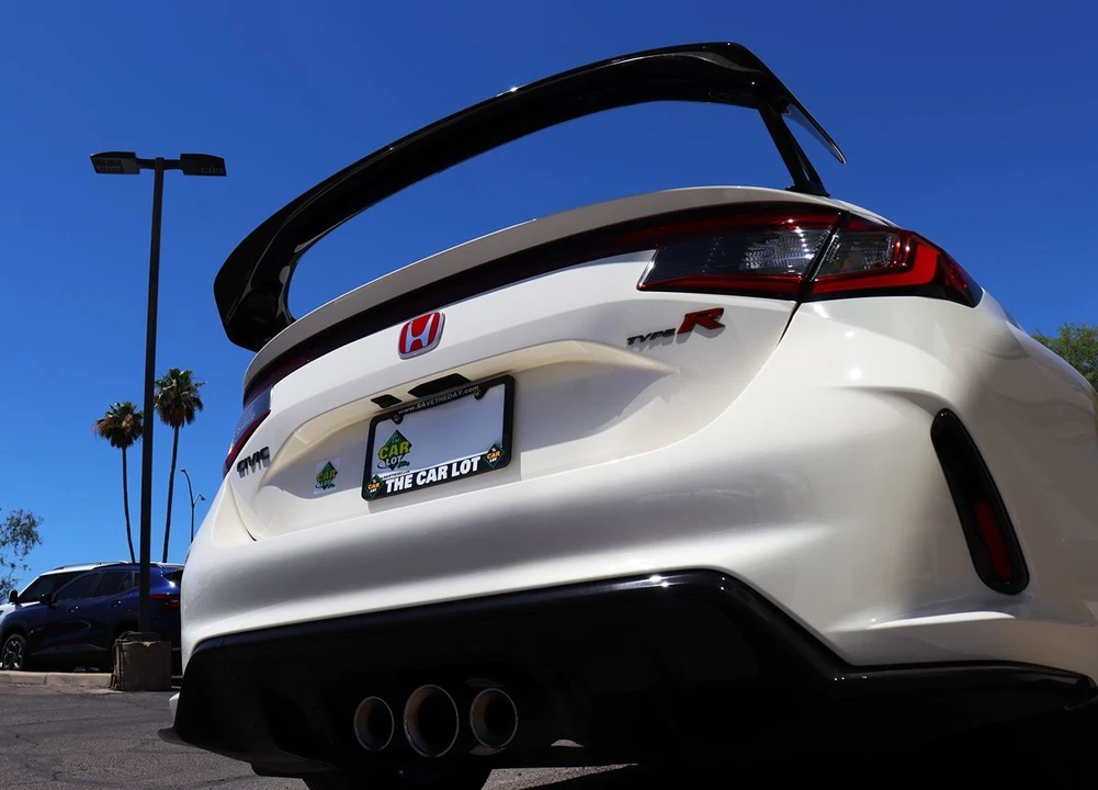 2024 Honda FL5 Civic Type R - Image 16 of 31