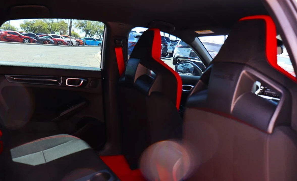 2024 Honda FL5 Civic Type R - Image 31 of 31