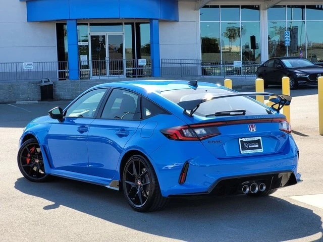 2024 Honda FL5 Civic Type R - Image 7 of 12